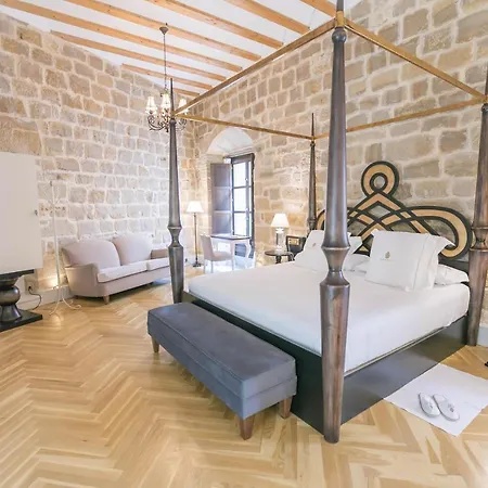 Palacio De 5 G.l