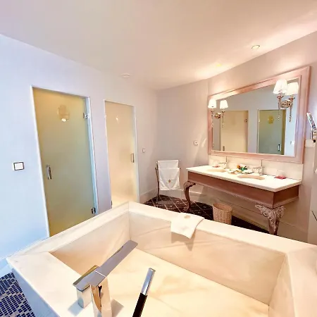 Hotel Palacio De 5 G.l