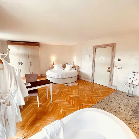 Palacio De 5 G.l 5*