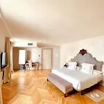 酒店 Palacio De 5 G.l 乌贝达